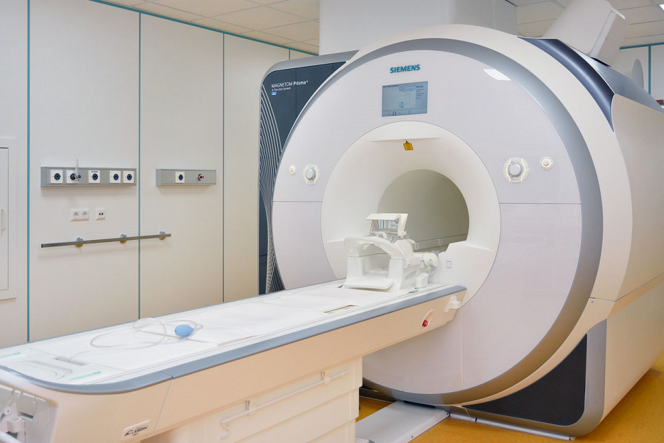 SIEMENS Prisma MRI Machine